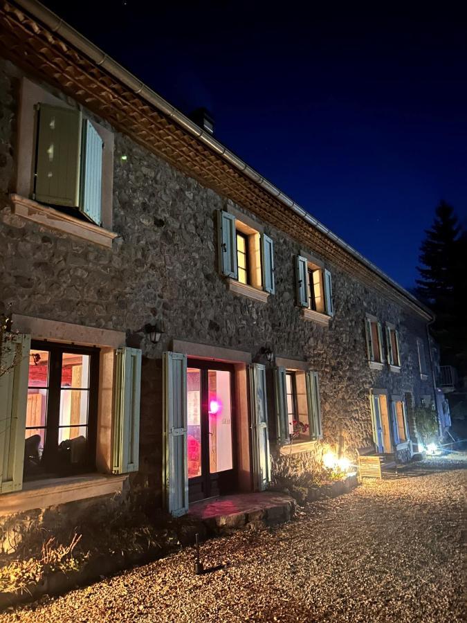 Vila Lerefugedetiti Buissard Exteriér fotografie