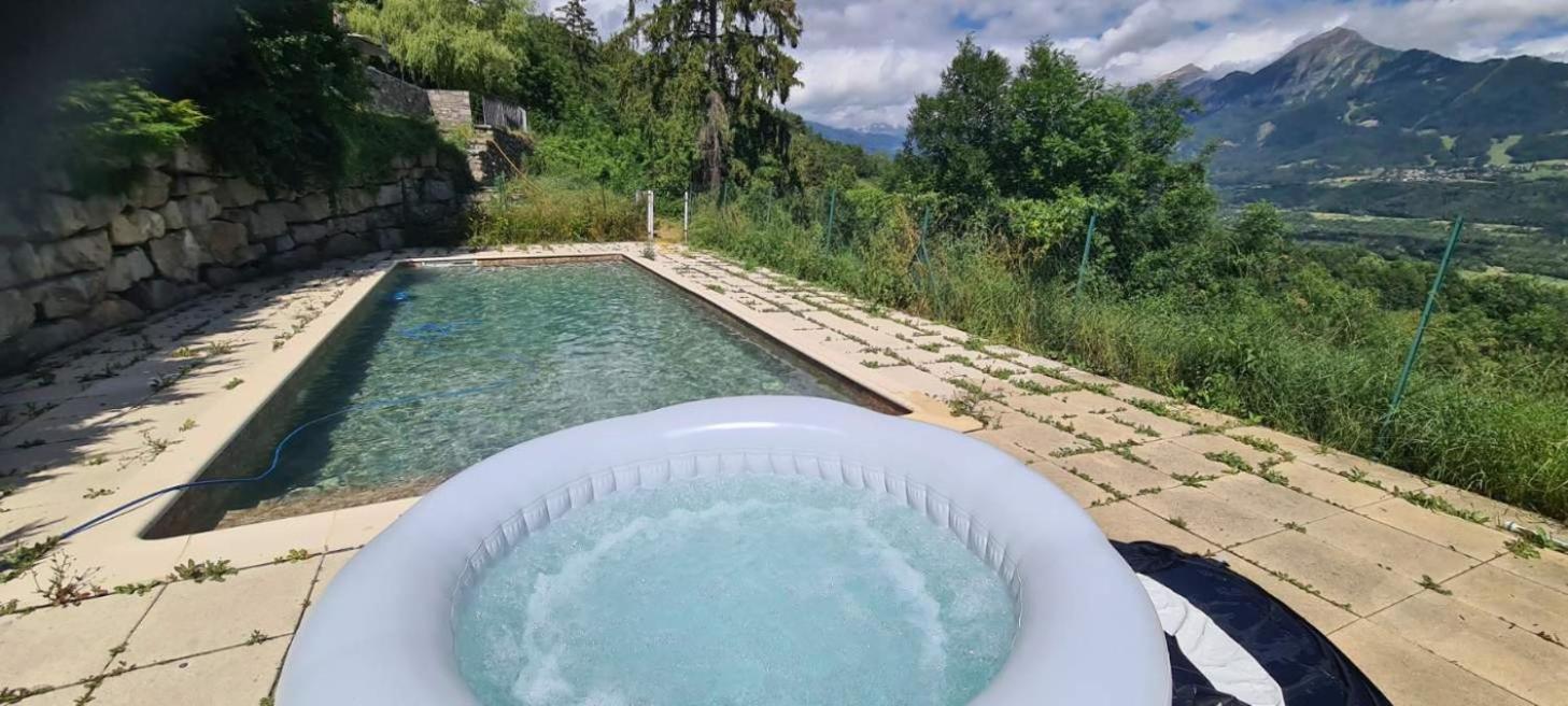 Vila Lerefugedetiti Buissard Exteriér fotografie