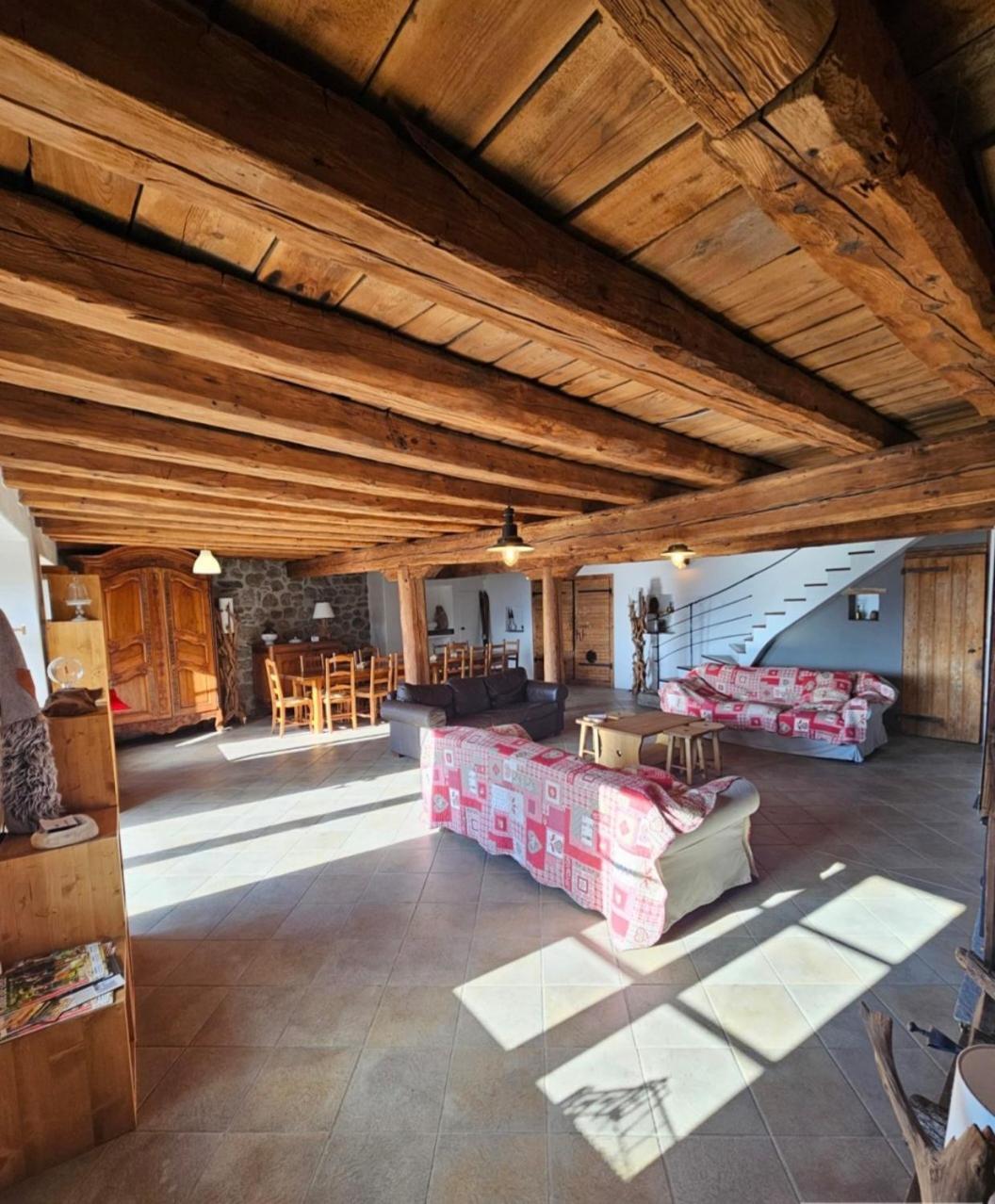 Vila Lerefugedetiti Buissard Exteriér fotografie