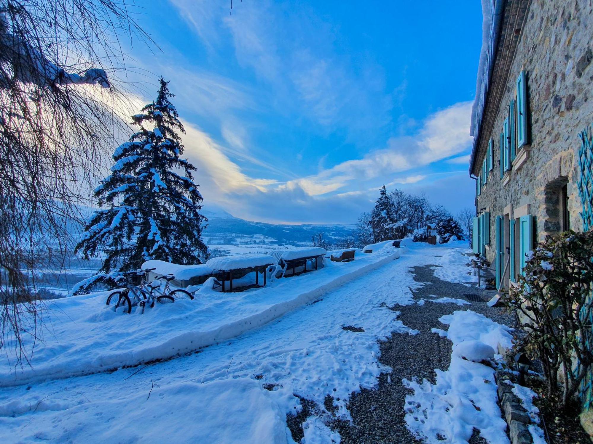 Vila Lerefugedetiti Buissard Exteriér fotografie